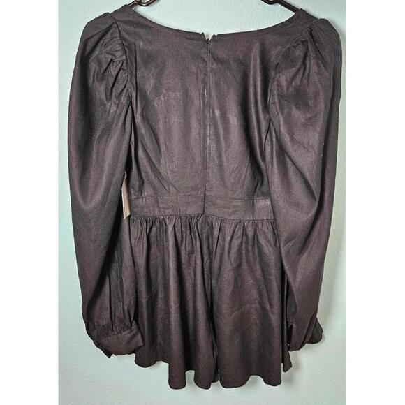 Chelsea 28 Women's Black Puff-Sleeve Romper Size Medium NWT - Picture 3 of 8